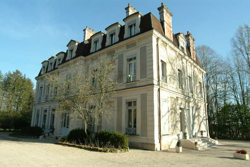 Hotel Chateau De La Dame Blanche - Logis Geneuille Exterior foto